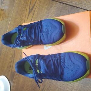 Mens Nike AirMax shoes